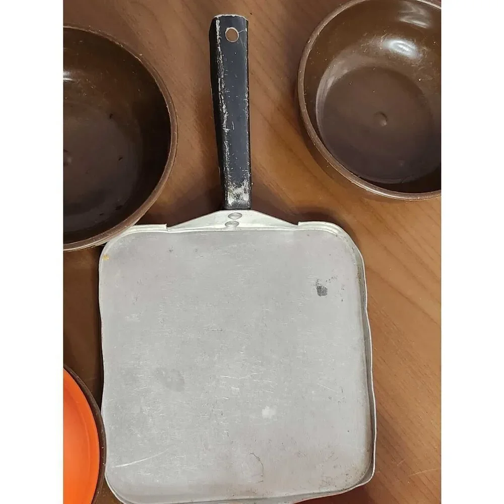 Vintage Pretend Play Dishes #A62